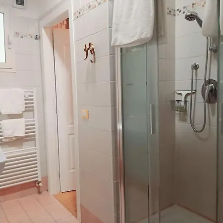 Apartment Charme In Righi Bologna